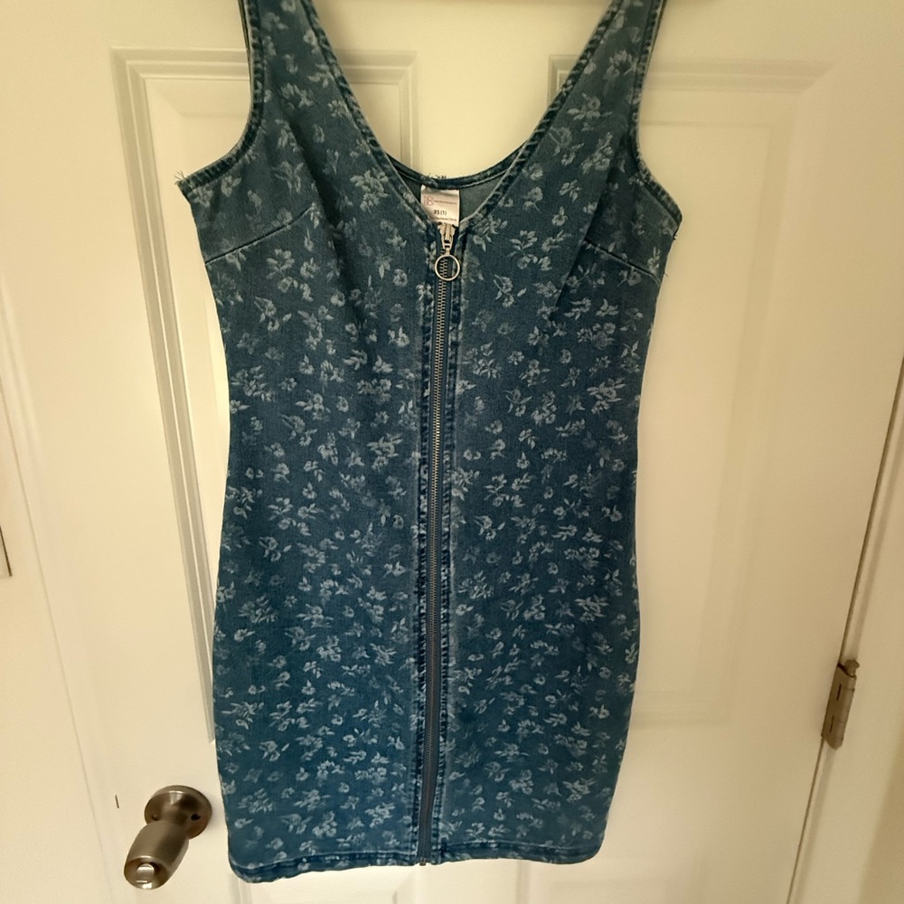 No Boundaries Blue Sheath Mini Dress V-neck Sleeveless